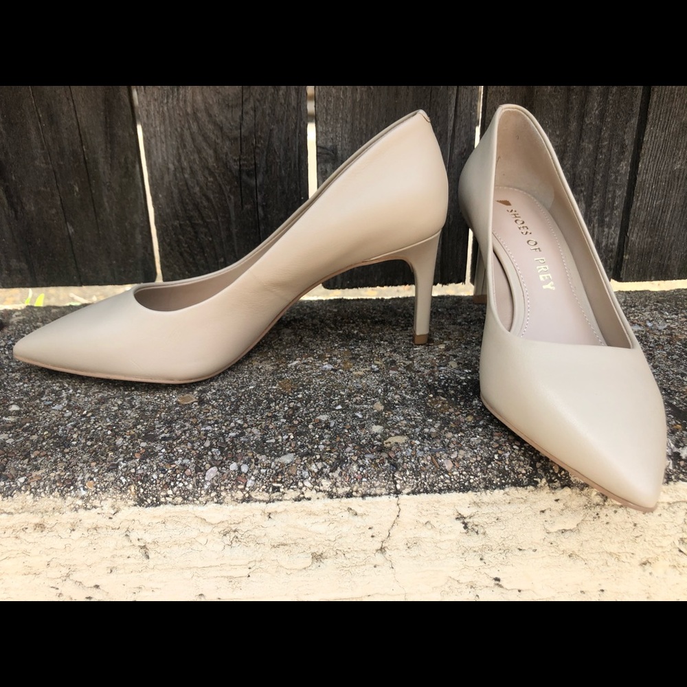 Shoes of Prey cream heels/pumps, size 4M